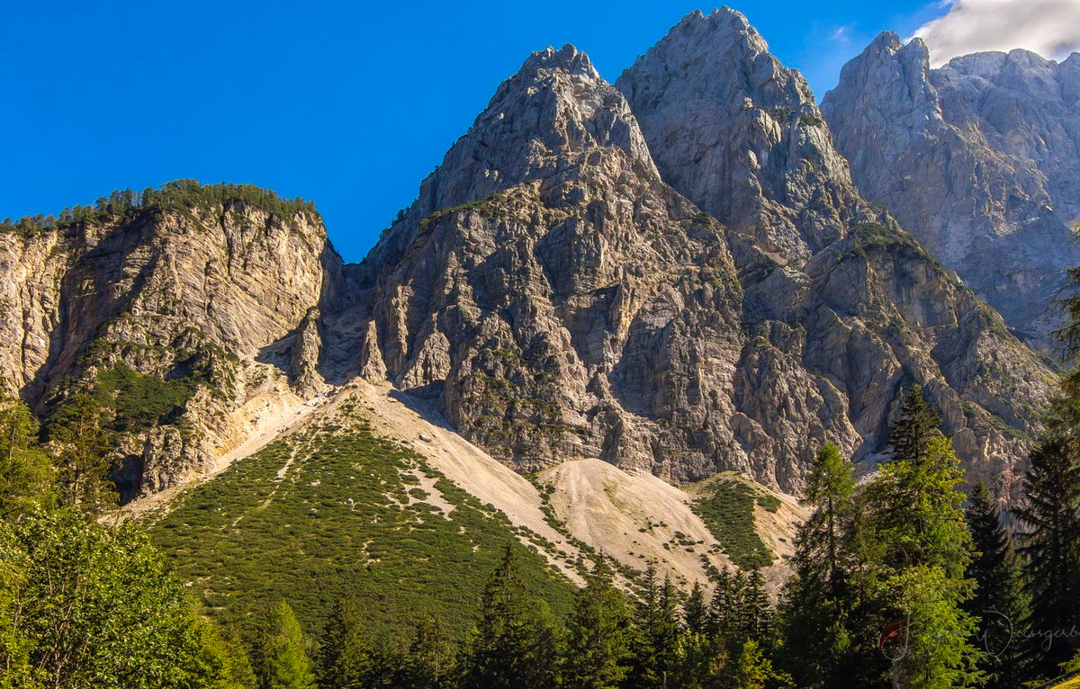 Felsen wie Mauern